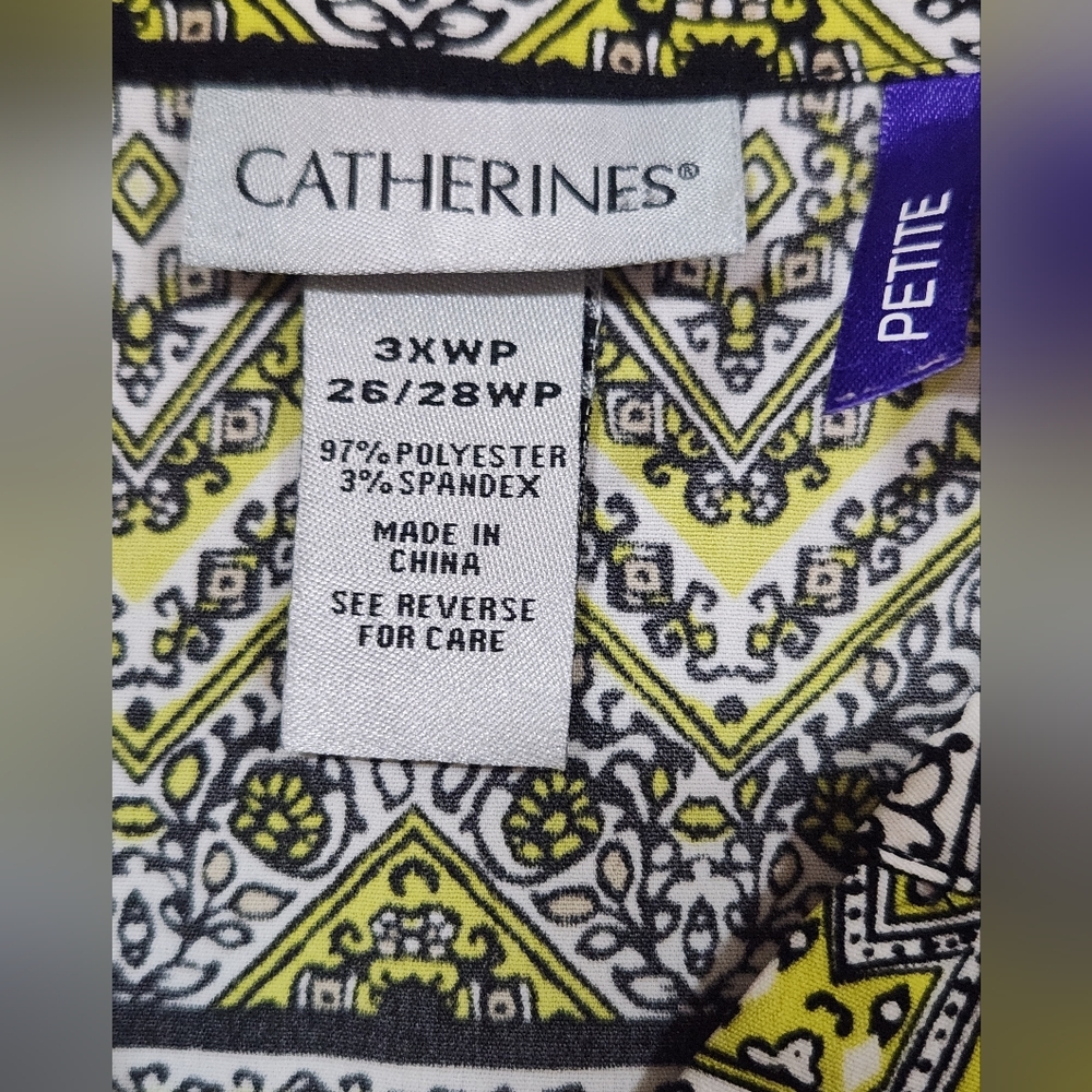 Catherines Yellow and Black Geometric Tunic 3/4 Sleeve. - Picture 5 of 5